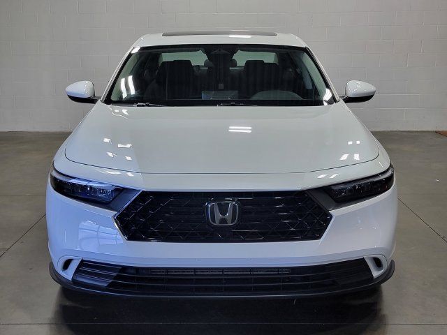 Used 2023 Honda Accord EX image 3