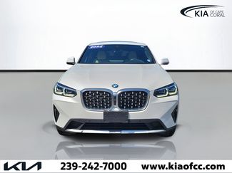 Used 2022 BMW X4 xDrive30i w/ Premium Package 2 AWD/4WD video 2