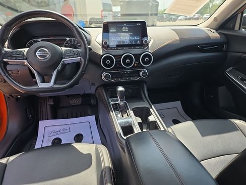 Used 2021 Nissan Sentra SR w/ SR Premium Package image 13