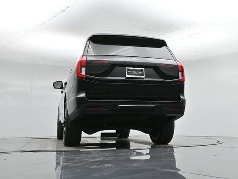 New 2026 Ford Expedition Platinum image 53