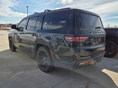 Used 2023 Jeep Wagoneer Series II w/ Convenience Group I image 3