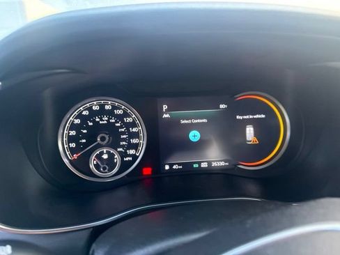 Used 2023 Genesis G70 2.0T w/ Sport Prestige Package AWD/4WD image 8