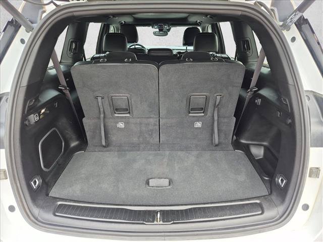 Used 2024 Jeep Grand Cherokee L Limited w/ Black Appearance Package AWD/4WD image 6