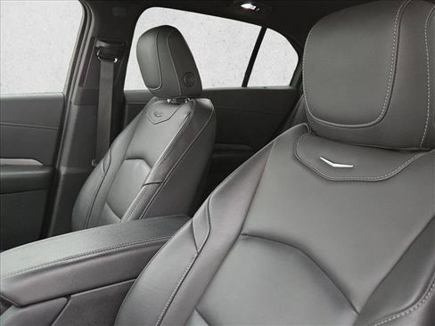 Used 2025 Cadillac XT4 Premium Luxury AWD/4WD image 16