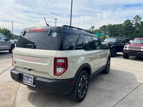 Used 2024 Ford Bronco Sport Outer Banks w/ Tech Package AWD/4WD image 12