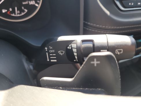 Used 2023 Nissan Rogue SV FWD image 30