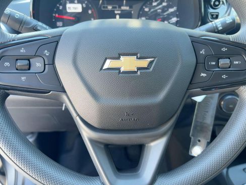 New 2026 Chevrolet Trax LS w/ LS Convenience Package image 15