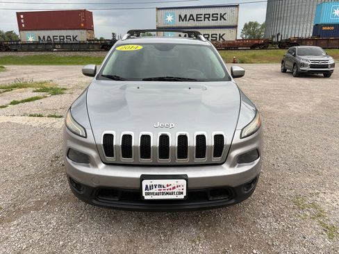 Used 2014 Jeep Cherokee Latitude FWD image 8