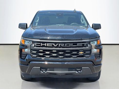 Used 2024 Chevrolet Silverado 1500 Custom RWD image 3