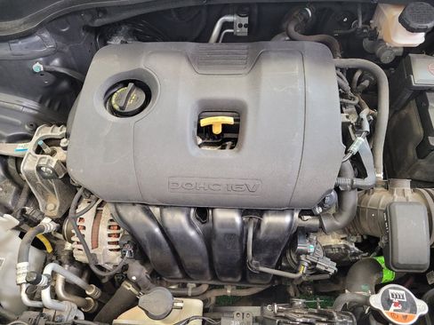 Used 2021 Kia Soul LX FWD image 30