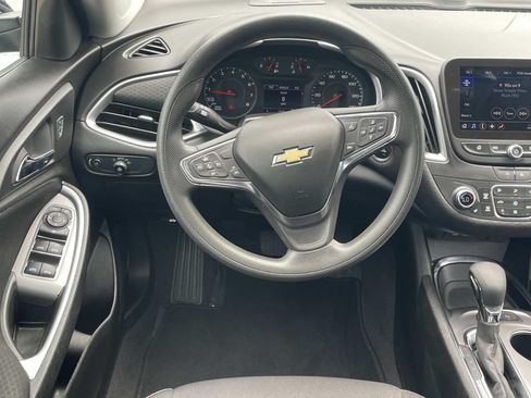 Used 2024 Chevrolet Malibu LT FWD image 10