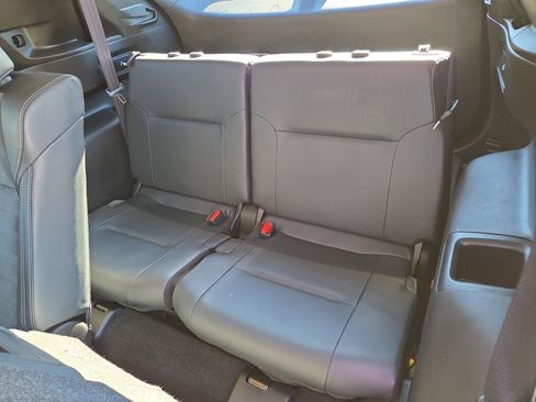 Used 2024 Mitsubishi Outlander SE image 8