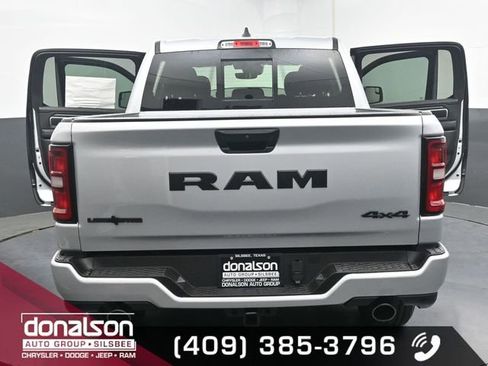 New 2026 RAM 1500 4x4 Crew Cab image 24