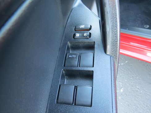 Used 2017 Toyota Corolla SE image 22