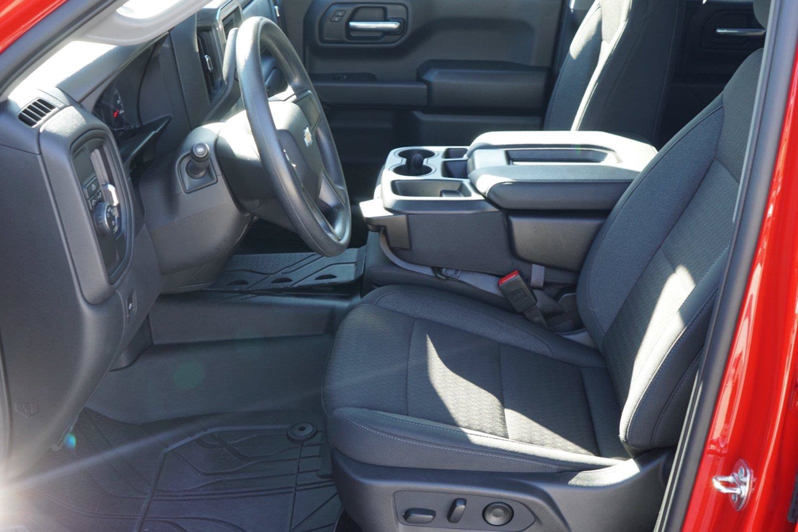 Used 2026 Chevrolet Silverado 1500 Custom RWD image 8
