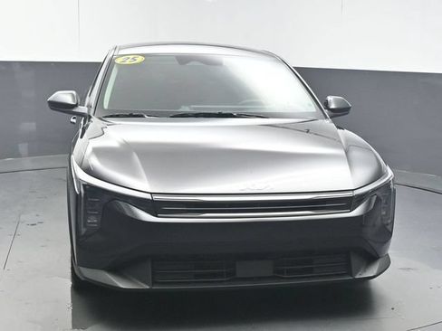 Used 2025 Kia K4 FWD image 3