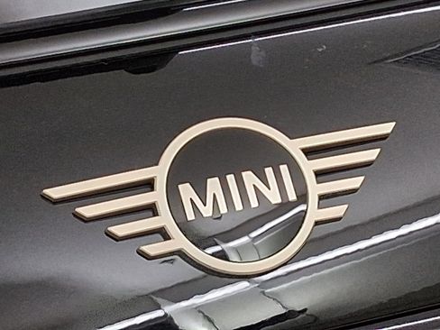 New 2026 MINI Cooper 2-Door Hardtop FWD image 19