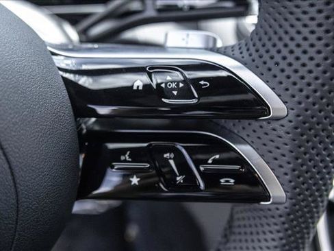 New 2026 Mercedes-Benz GLC 300 4MATIC image 15