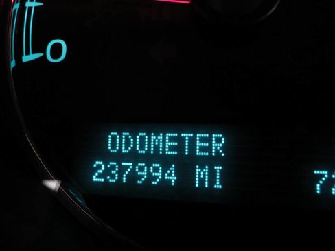 Used 2013 Chevrolet Avalanche LS RWD image 15