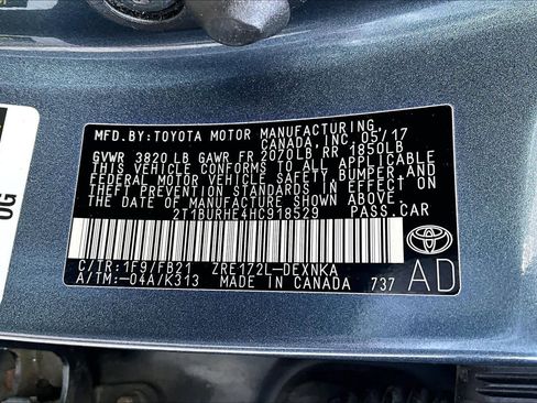 Used 2017 Toyota Corolla LE w/ Carpet Mat Package (TMS) image 32