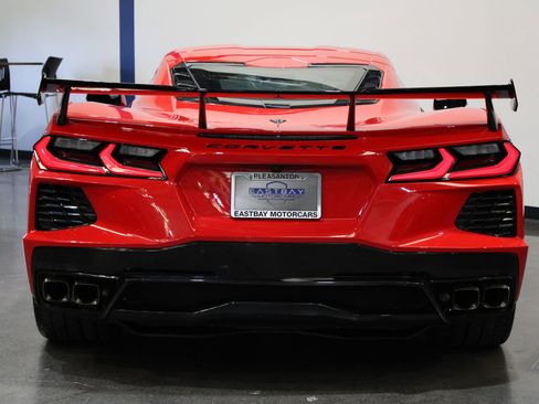 Used 2021 Chevrolet Corvette Stingray Coupe w/ 1LT RWD image 9