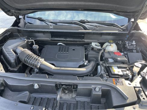 Used 2023 GMC Acadia SLE w/ Driver Convenience Package image 25