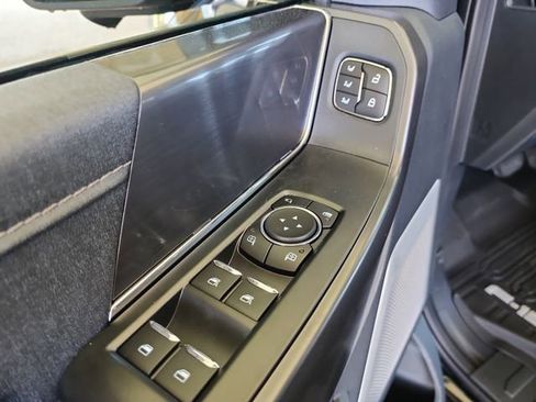 New 2025 Ford F150 Lariat w/ Equipment Group 502A High image 16