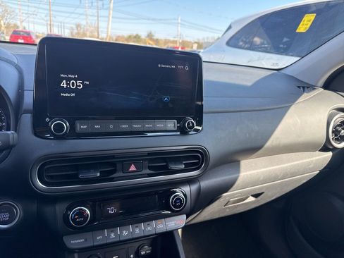 Used 2023 Hyundai Kona SEL w/ Convenience Package AWD/4WD image 10