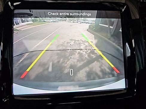 Used 2020 Jeep Cherokee Limited w/ Luxury Group image 11