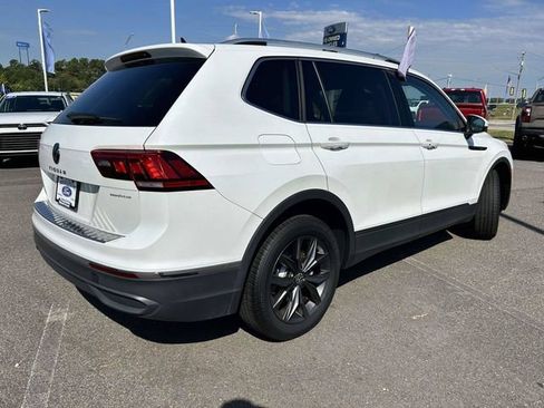 Used 2023 Volkswagen Tiguan SE FWD image 26