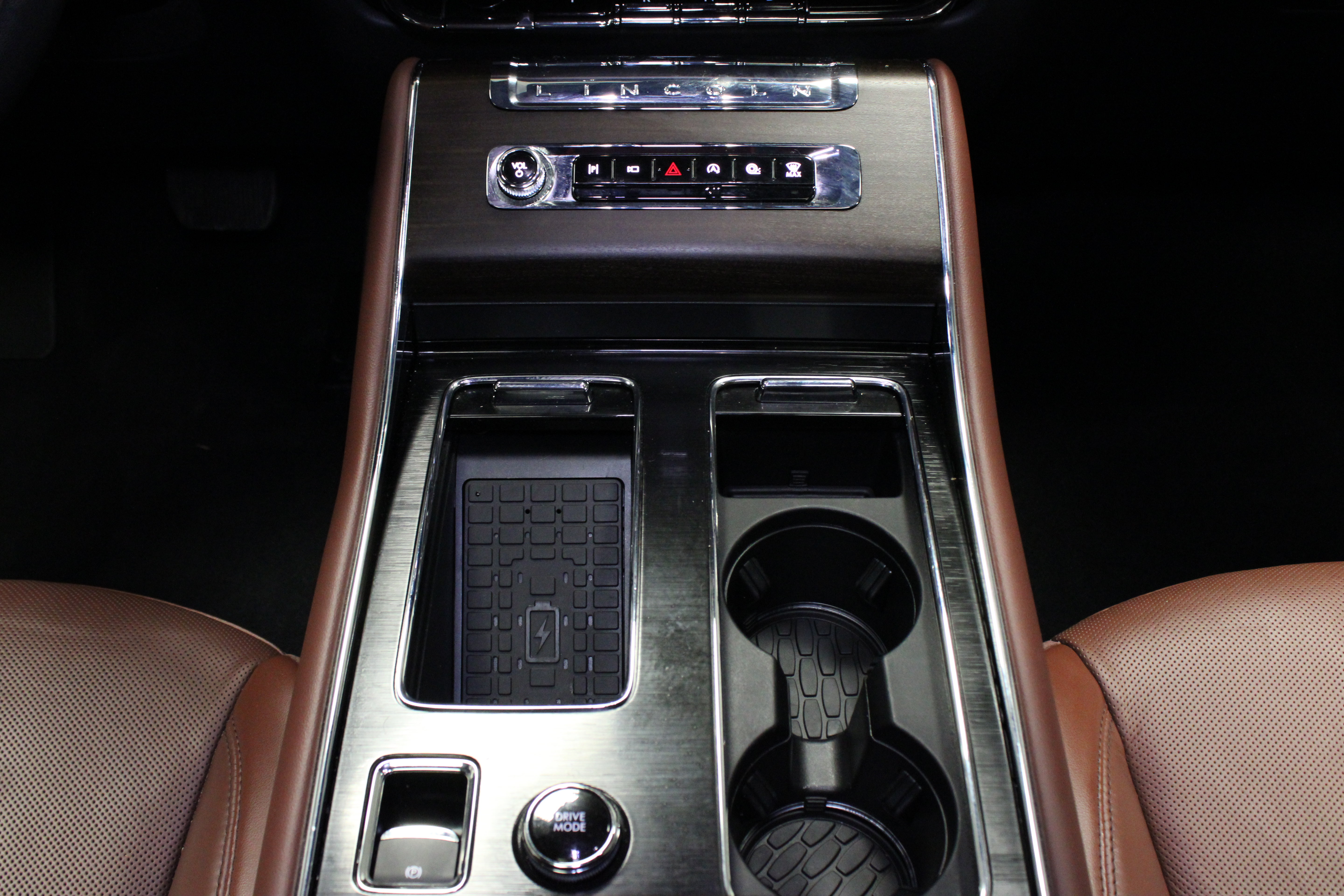 Used 2025 Lincoln Aviator Reserve AWD/4WD image 22