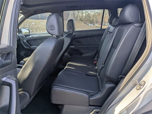 Certified 2023 Volkswagen Tiguan SE R-Line image 16