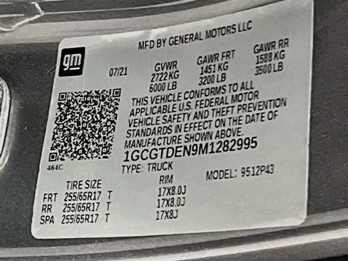 Used 2021 Chevrolet Colorado Z71 w/ Safety Package AWD/4WD image 32