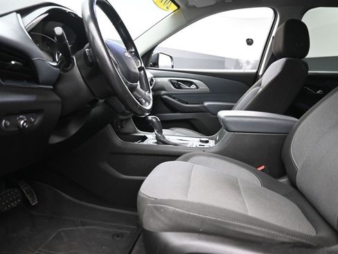 Used 2019 Chevrolet Traverse LT FWD image 14