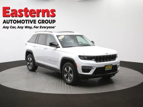 Used 2023 Jeep Grand Cherokee 4WD 4xe image 56