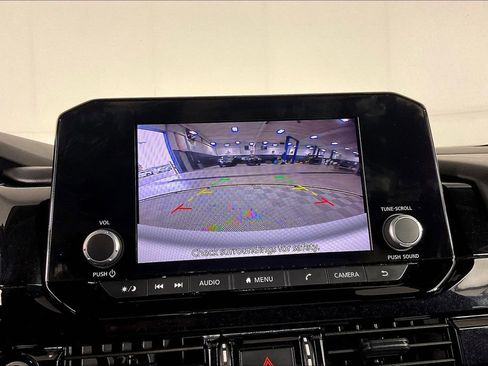 Certified 2024 Nissan Pathfinder SV image 30