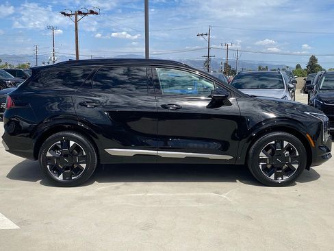 New 2026 Kia Sportage SX Prestige AWD/4WD image 2