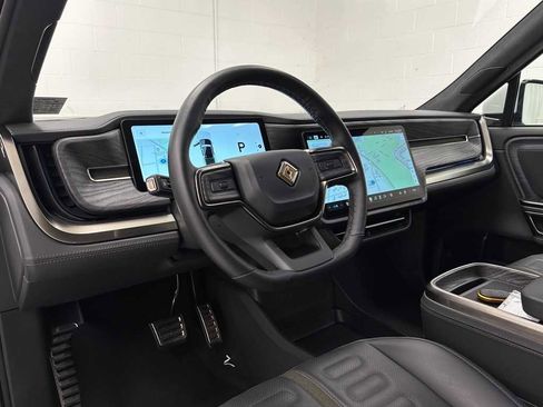 Used 2023 Rivian R1T Adventure image 10