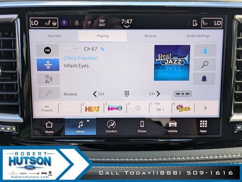 New 2026 Chrysler Pacifica Select image 23