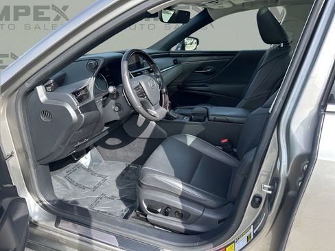 Used 2021 Lexus ES 300h w/ Premium Package image 9