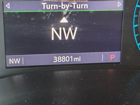 Used 2022 Chevrolet Colorado Z71 RWD image 32