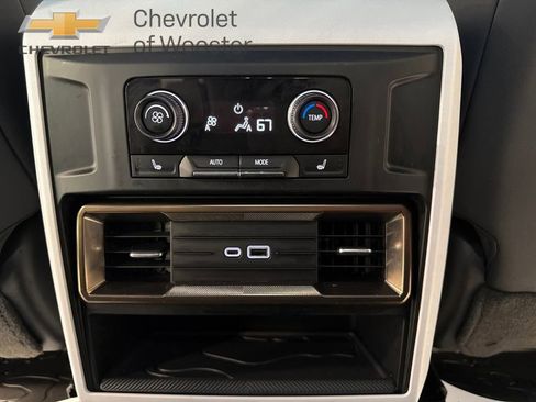 Used 2024 GMC Hummer EV 3X w/ LPO, Sport Package image 32