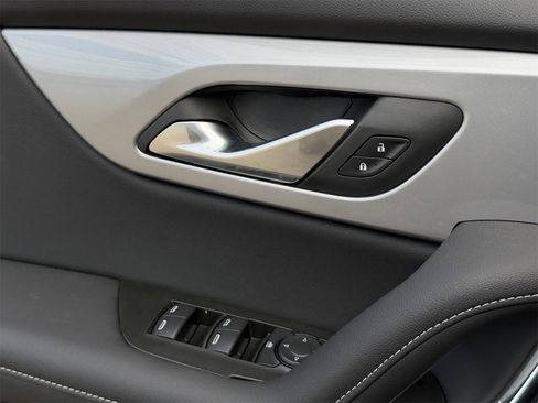 New 2026 Chevrolet Blazer LT image 21