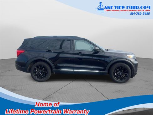 Used 2023 Ford Explorer XLT w/ Equipment Group 202A AWD/4WD image 2