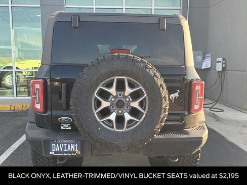 Used 2024 Ford Bronco Badlands AWD/4WD image 4