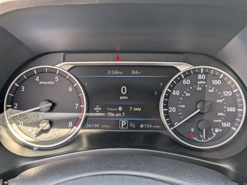 Used 2024 Nissan Sentra SV FWD image 17