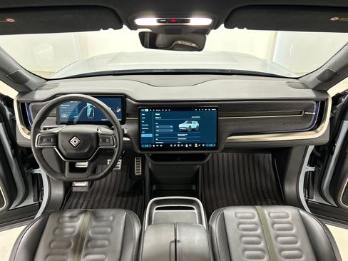 Used 2024 Rivian R1S Adventure AWD/4WD image 27