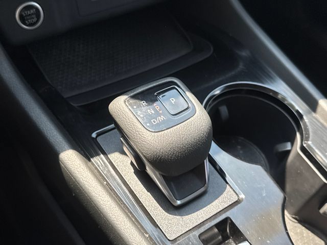 Used 2023 Nissan Rogue SV AWD/4WD image 15