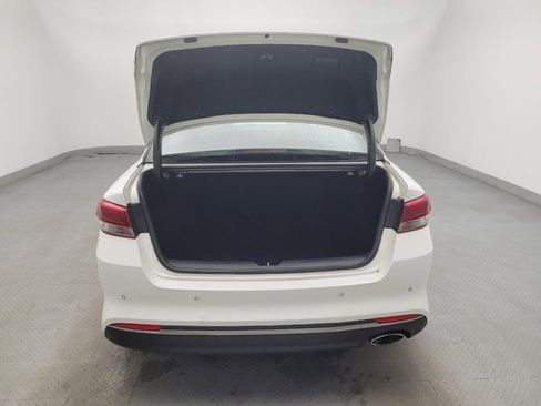 Used 2018 Kia Optima LX image 29