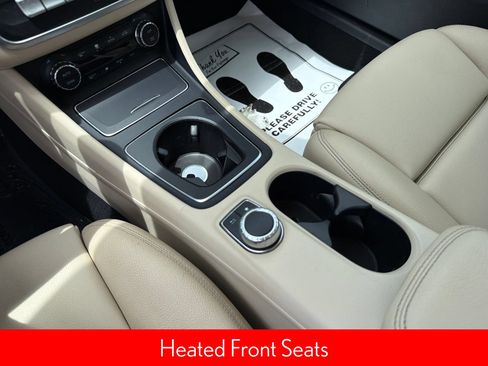 Used 2019 Mercedes-Benz GLA 250 image 25